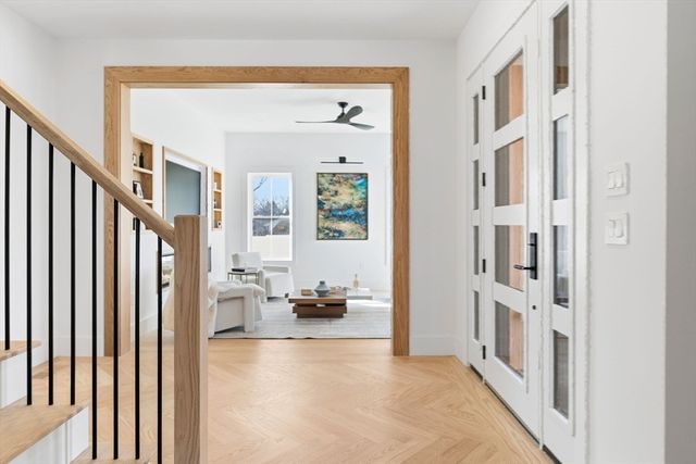 3 Brantwood Ln, Burlington, MA 01803