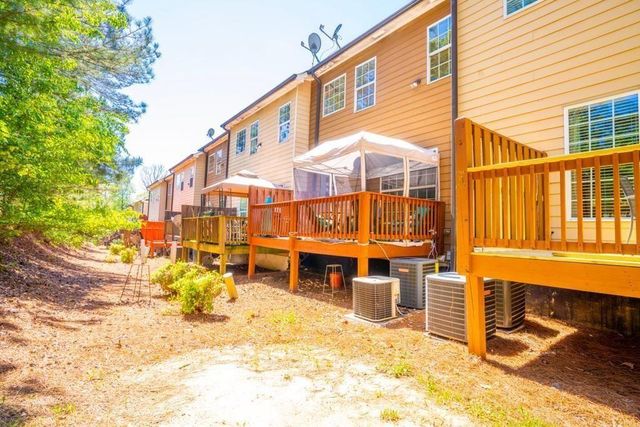 1925 Appaloosa Mill Circle, Buford, GA 30519