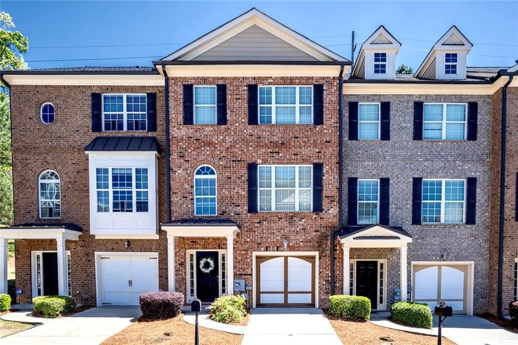 1925 Appaloosa Mill Circle, Buford, GA 30519