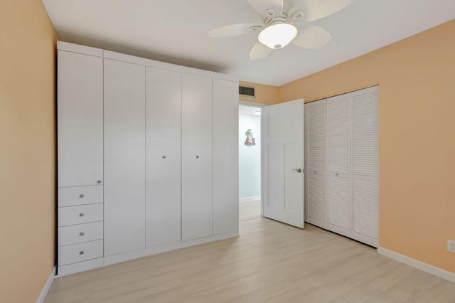 3209 S Lakeview Circle 8-101, Hutchinson Island, FL 34949