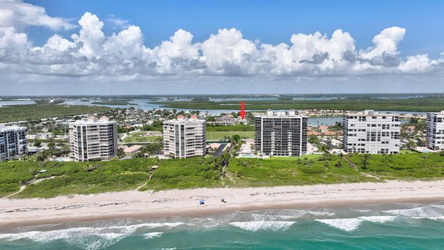 3209 S Lakeview Circle 8-101, Hutchinson Island, FL 34949