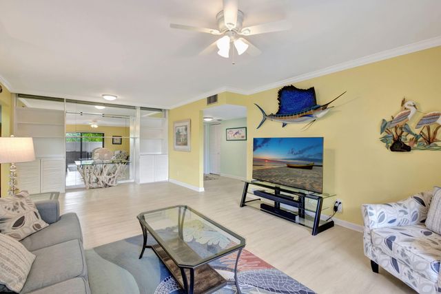 3209 S Lakeview Circle 8-101, Hutchinson Island, FL 34949