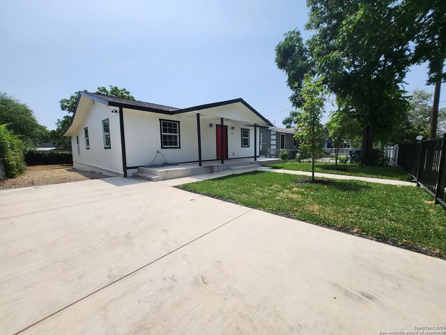 38 Carlota, San Antonio, TX 78228