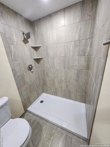 38 Carlota, San Antonio, TX 78228