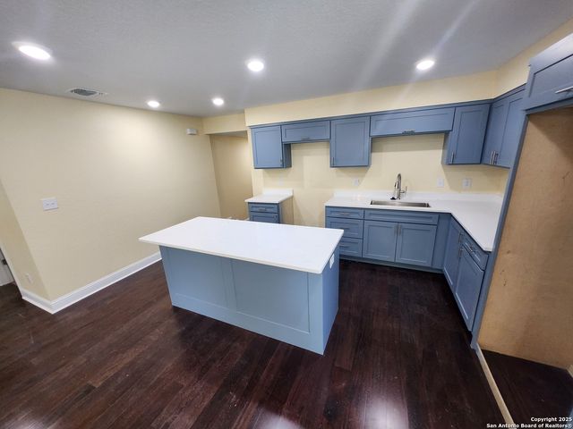 38 Carlota, San Antonio, TX 78228