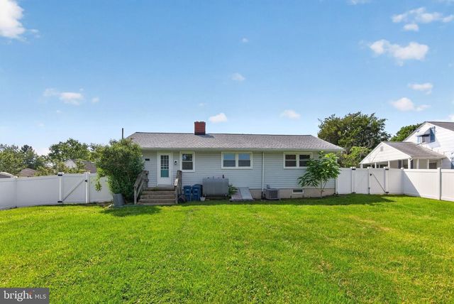 112 WALNUT ST, Centreville, MD 21617