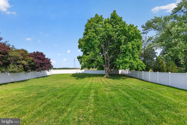 112 WALNUT ST, Centreville, MD 21617