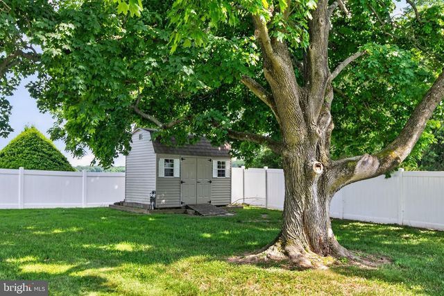 112 WALNUT ST, Centreville, MD 21617