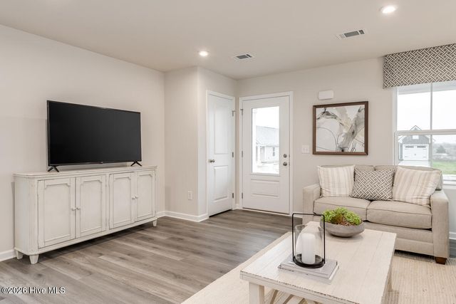 1424 Pine Log Trail NE, Bolivia, NC 28422