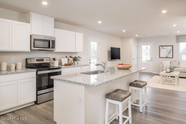 1424 Pine Log Trail NE, Bolivia, NC 28422
