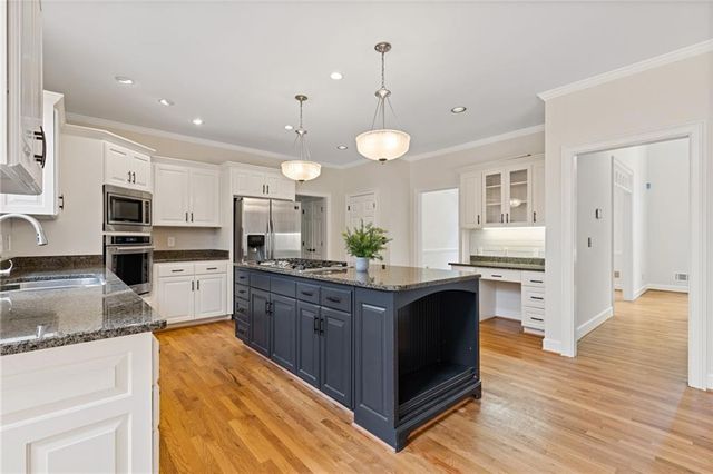 1580 Winding Creek Circle, Snellville, GA 30078