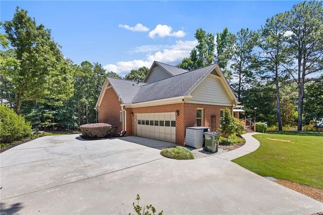 1580 Winding Creek Circle, Snellville, GA 30078