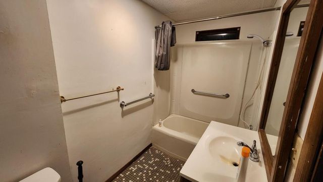 621 8th Avenue N, Saint Cloud, MN 56303