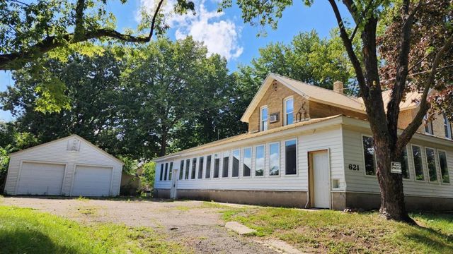 621 8th Avenue N, Saint Cloud, MN 56303