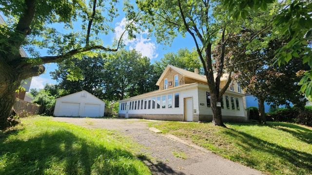 621 8th Avenue N, Saint Cloud, MN 56303