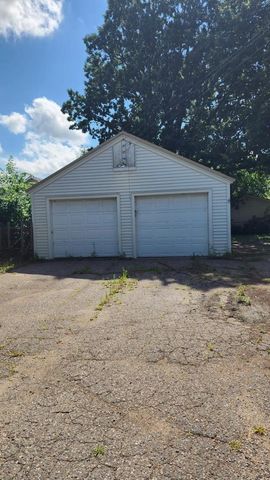 621 8th Avenue N, Saint Cloud, MN 56303