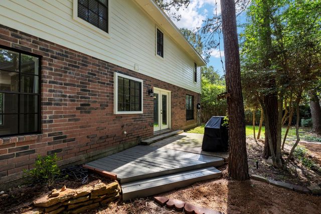 183 S Rushwing Circle, The Woodlands, TX 77381