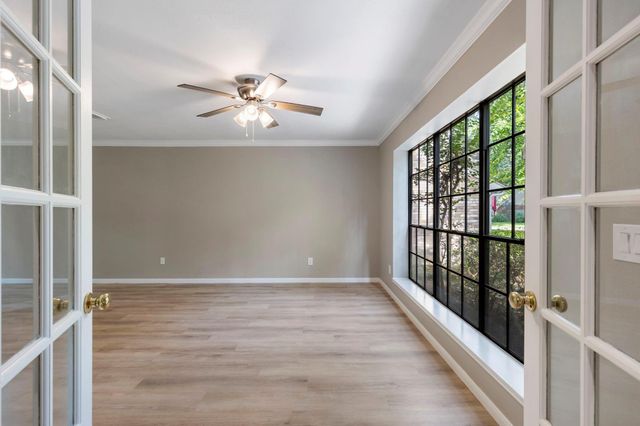 183 S Rushwing Circle, The Woodlands, TX 77381