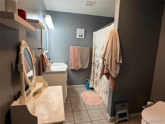 66 Homestead, Hannibal, MO 63401