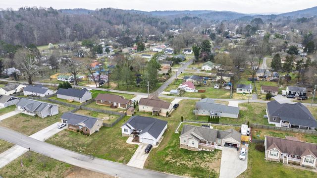 225 Foothills Drive, Dayton, TN 37321