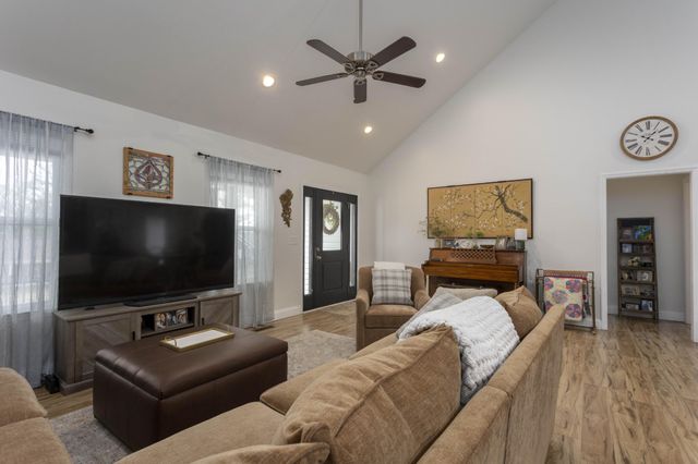 225 Foothills Drive, Dayton, TN 37321