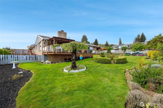 6917 Rainier Avenue, Gig Harbor, WA 98335