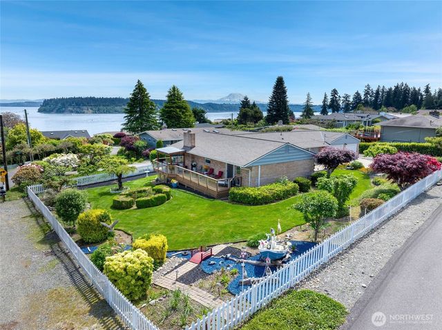 6917 Rainier Avenue, Gig Harbor, WA 98335