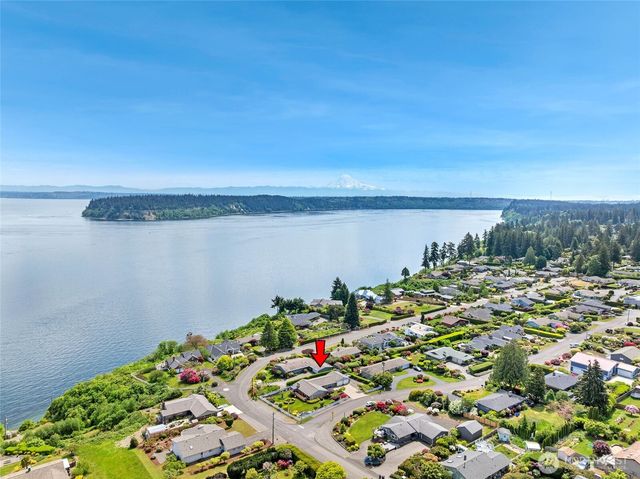 6917 Rainier Avenue, Gig Harbor, WA 98335