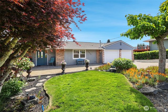 6917 Rainier Avenue, Gig Harbor, WA 98335