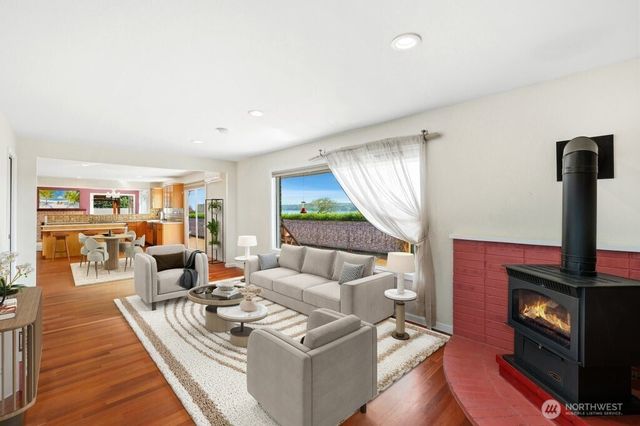 6917 Rainier Avenue, Gig Harbor, WA 98335