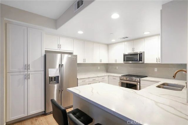2728 W Ball Road, Anaheim, CA 92804