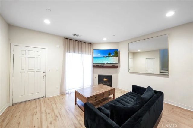 2728 W Ball Road, Anaheim, CA 92804