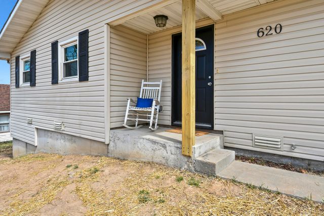 620 N Buffalo Street, Marshfield, MO 65706