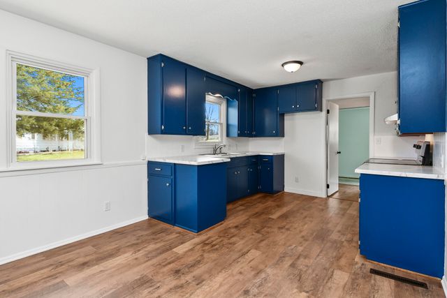 620 N Buffalo Street, Marshfield, MO 65706