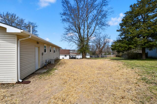 620 N Buffalo Street, Marshfield, MO 65706