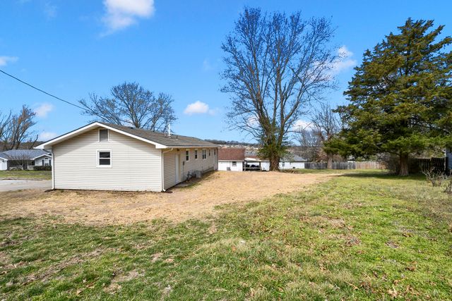 620 N Buffalo Street, Marshfield, MO 65706