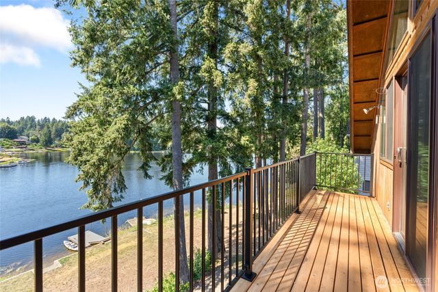 5311 Rehklau Road SE, Olympia, WA 98513