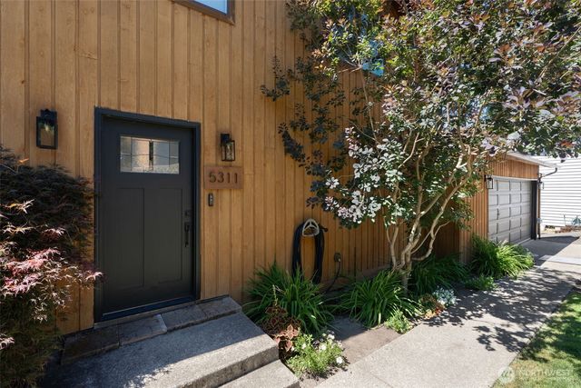 5311 Rehklau Road SE, Olympia, WA 98513