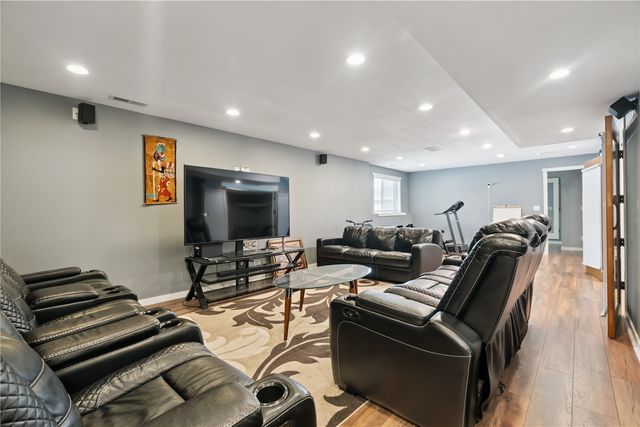 6250 Ohio Street SW, Cedar Rapids, IA 52404