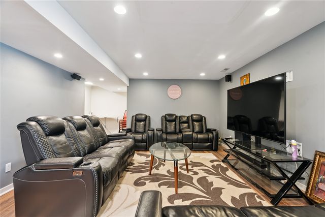 6250 Ohio Street SW, Cedar Rapids, IA 52404