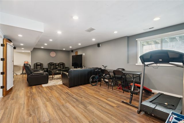 6250 Ohio Street SW, Cedar Rapids, IA 52404