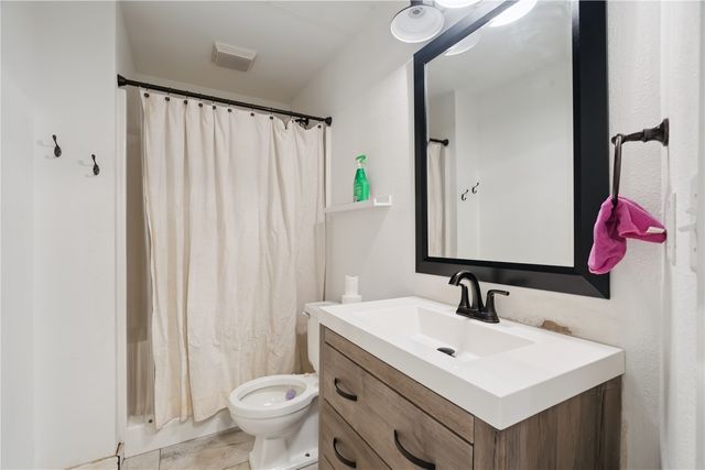 6250 Ohio Street SW, Cedar Rapids, IA 52404