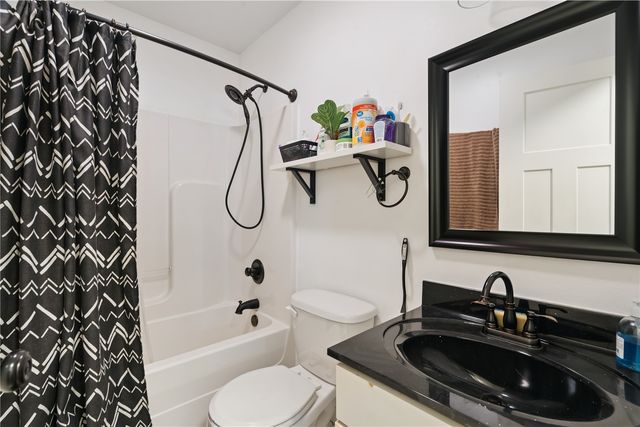 6250 Ohio Street SW, Cedar Rapids, IA 52404