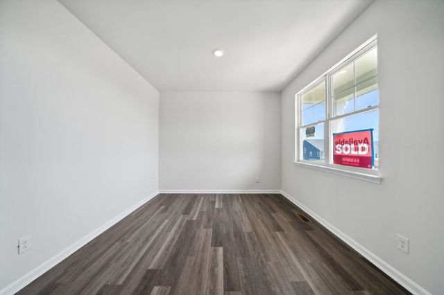 107 FIELDCREST LN, Staunton, VA 24401