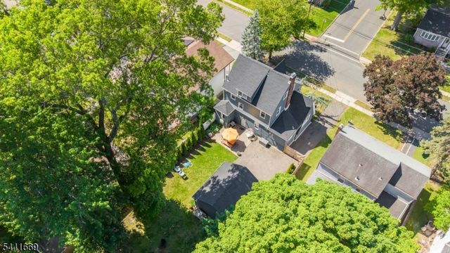 19 Buckingham Rd, West Orange Twp., NJ 07052
