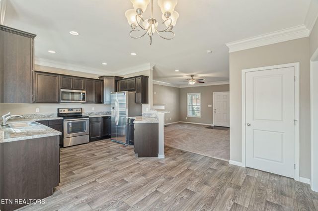 7432 Ladd Rd, Powell, TN 37849