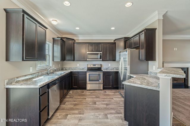 7432 Ladd Rd, Powell, TN 37849