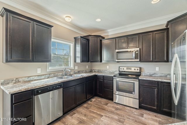 7432 Ladd Rd, Powell, TN 37849