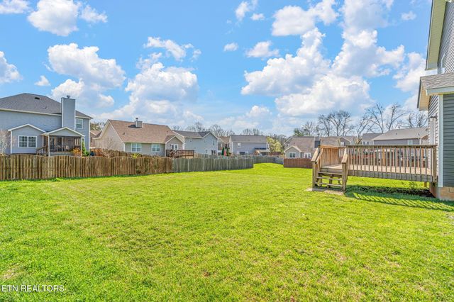 7432 Ladd Rd, Powell, TN 37849