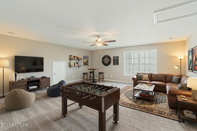 7432 Ladd Rd, Powell, TN 37849